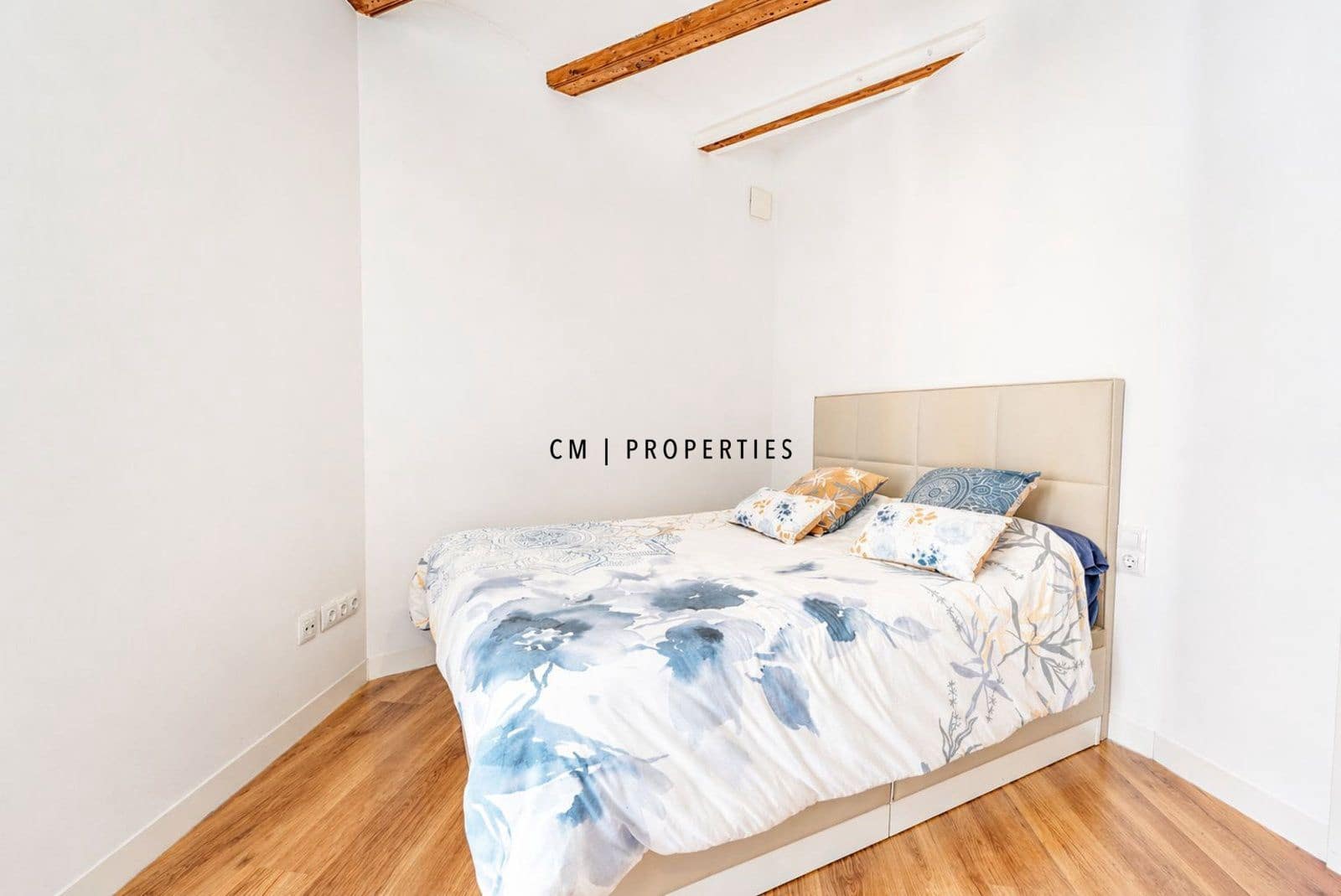 Appartement de 2 chambres à louer à Valence ville - 2 500 € (Ref: 9795612)