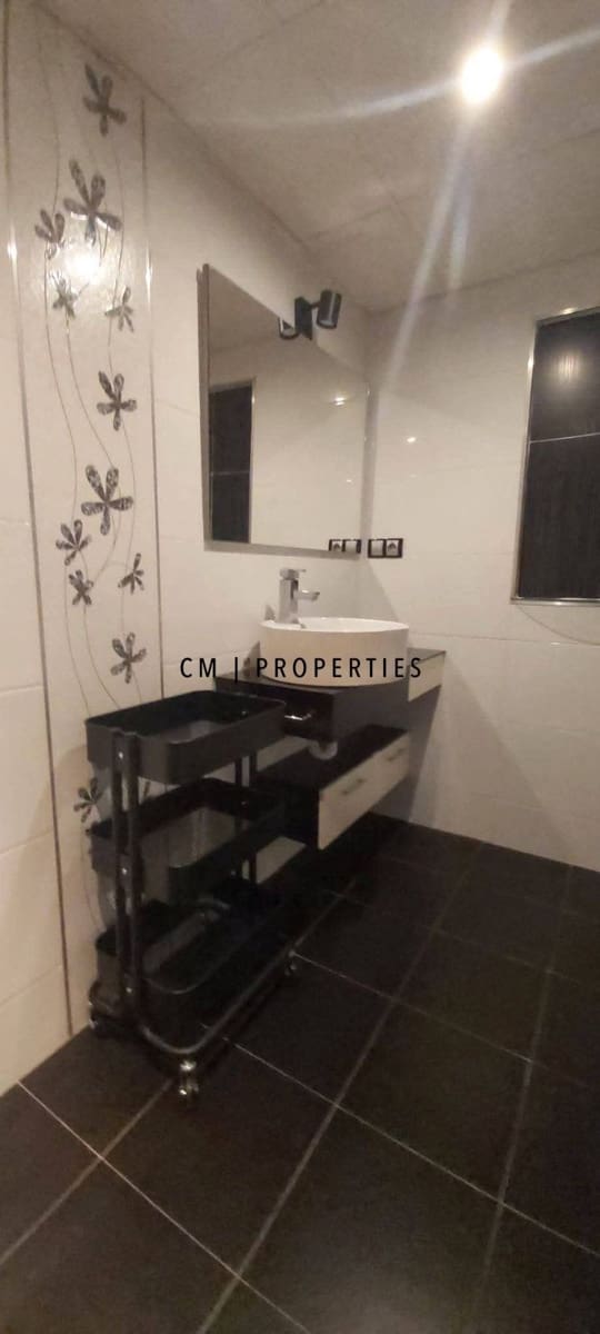 Appartement de 2 chambres à louer à Alfara del Patriarca - 950 € (Ref: 9795700)