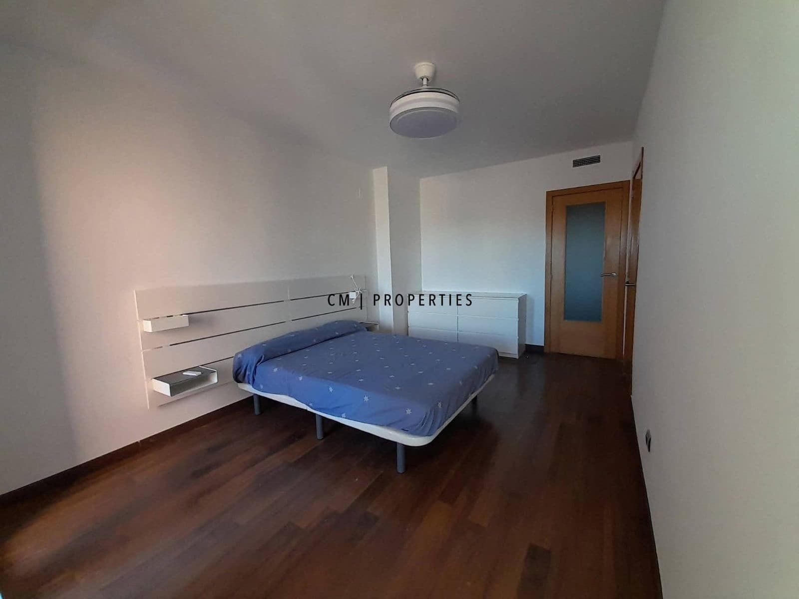 Appartement de 2 chambres à louer à Alfara del Patriarca - 950 € (Ref: 9795700)
