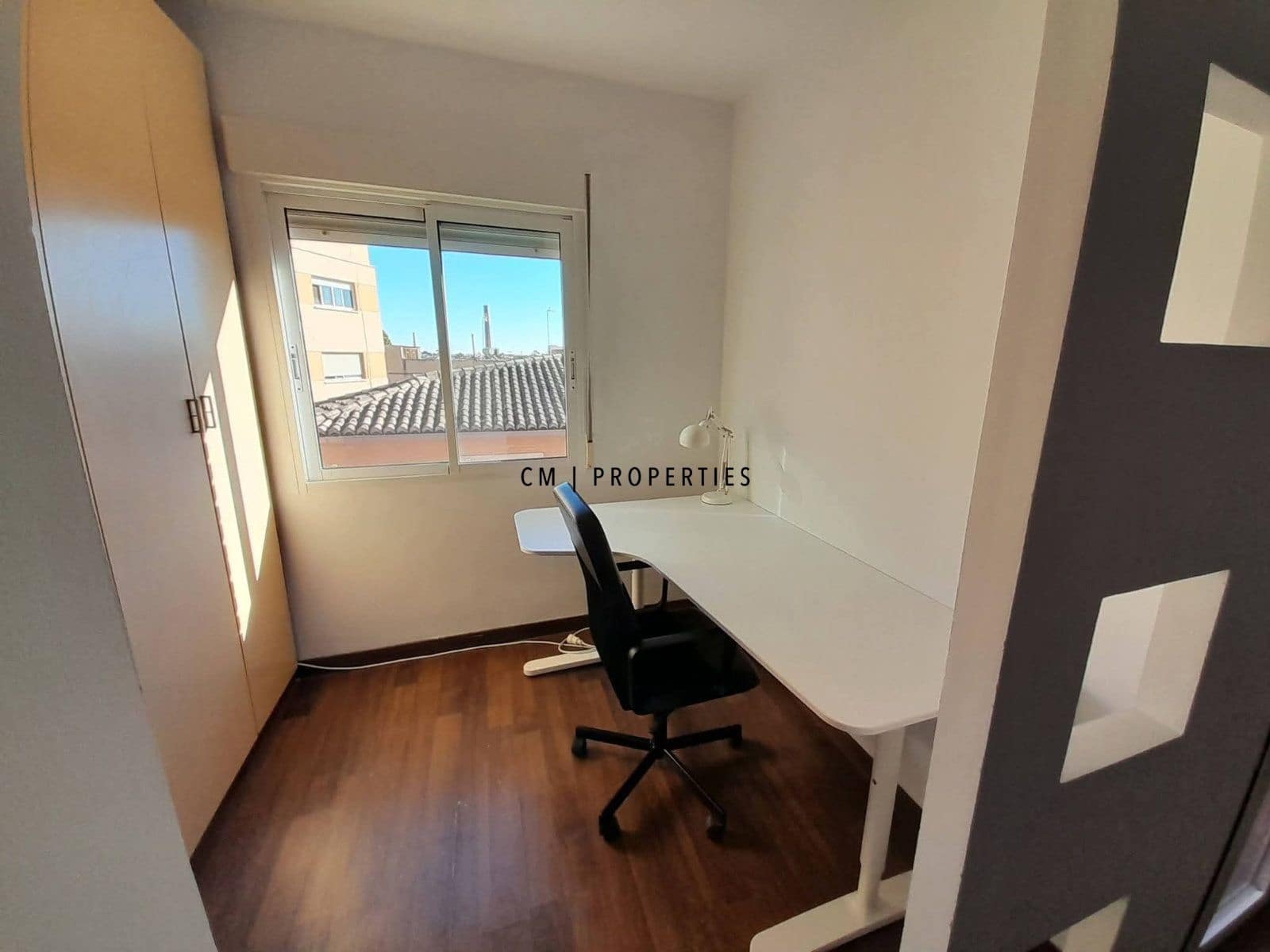 Appartement de 2 chambres à louer à Alfara del Patriarca - 950 € (Ref: 9795700)