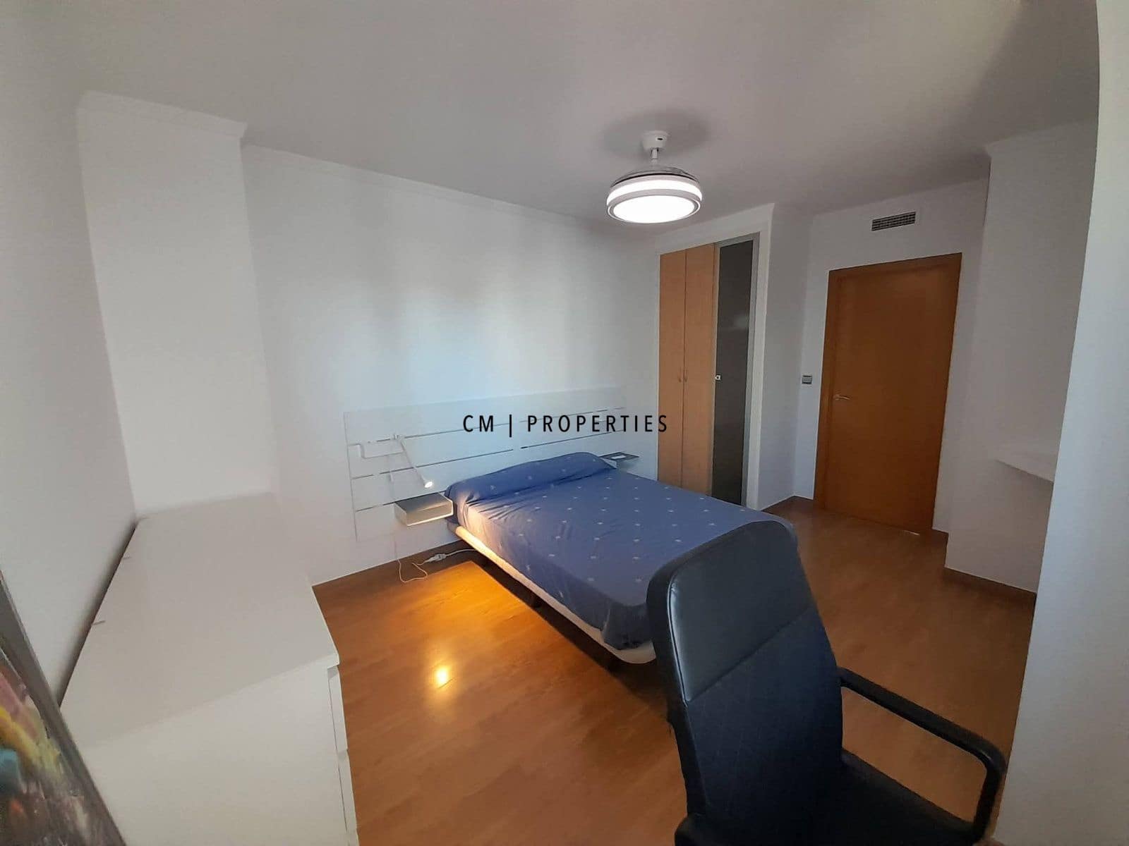 Appartement de 2 chambres à louer à Alfara del Patriarca - 950 € (Ref: 9795700)