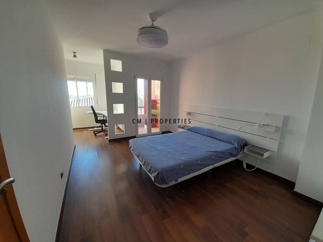 Appartement de 2 chambres à louer à Alfara del Patriarca - 950 € (Ref: 9795700)