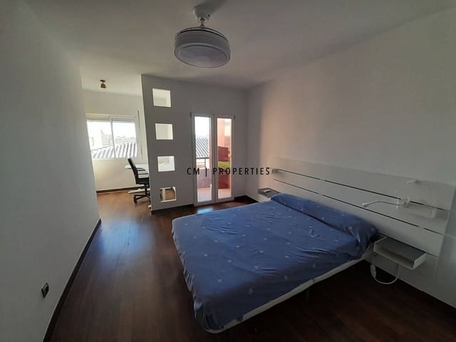 Appartement de 2 chambres à louer à Alfara del Patriarca - 950 € (Ref: 9795700)