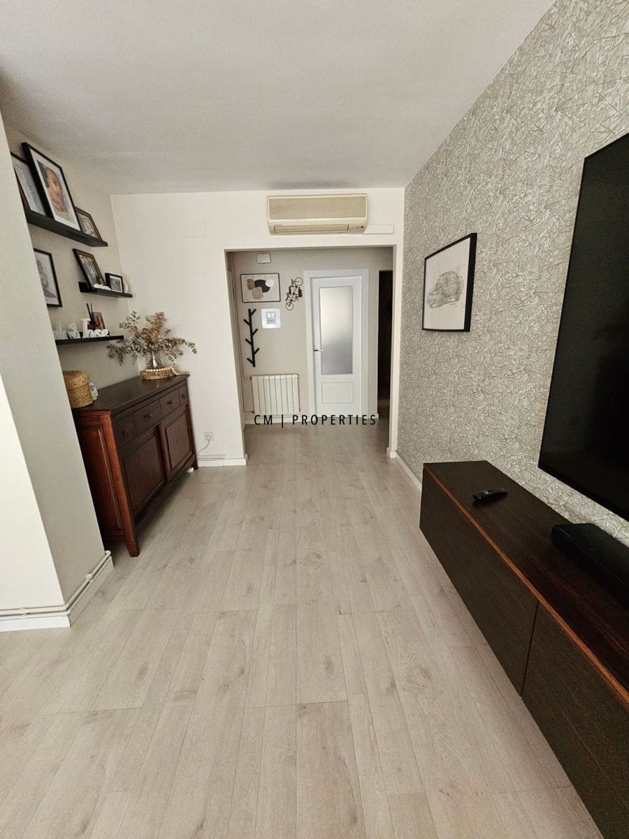 Piso de 3 habitaciones en València ciudad en venta con garaje - 450.000 € (Ref: 9795702)