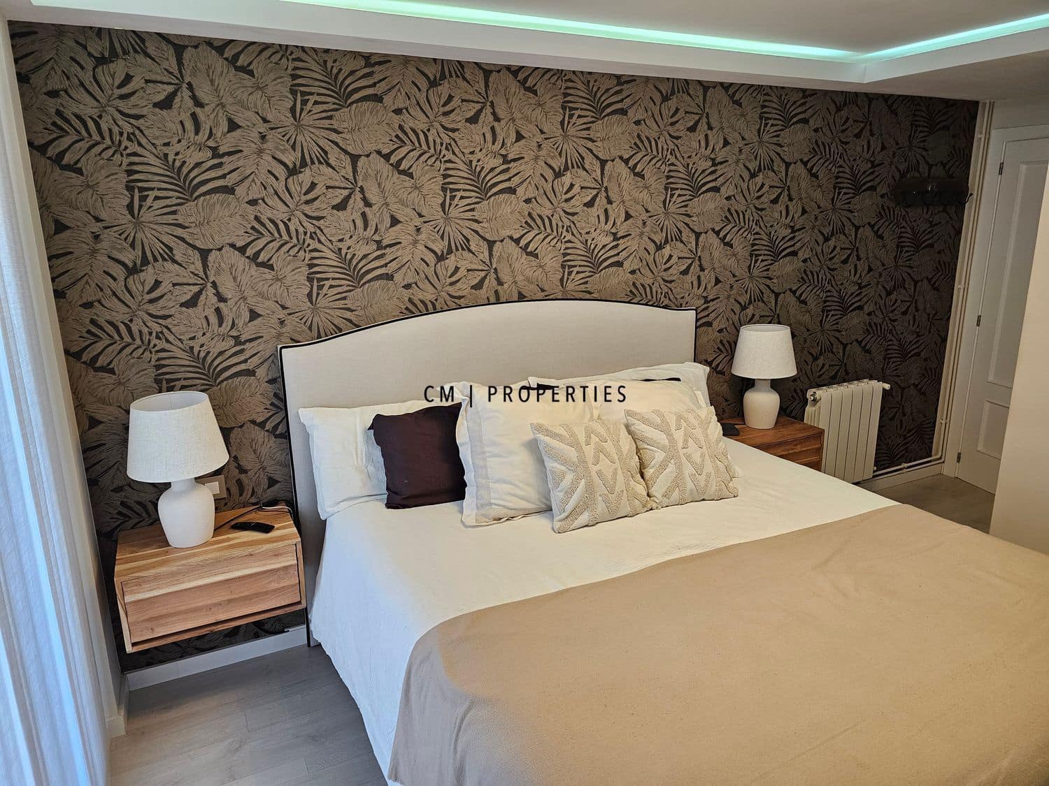 Piso de 3 habitaciones en València ciudad en venta con garaje - 450.000 € (Ref: 9795702)