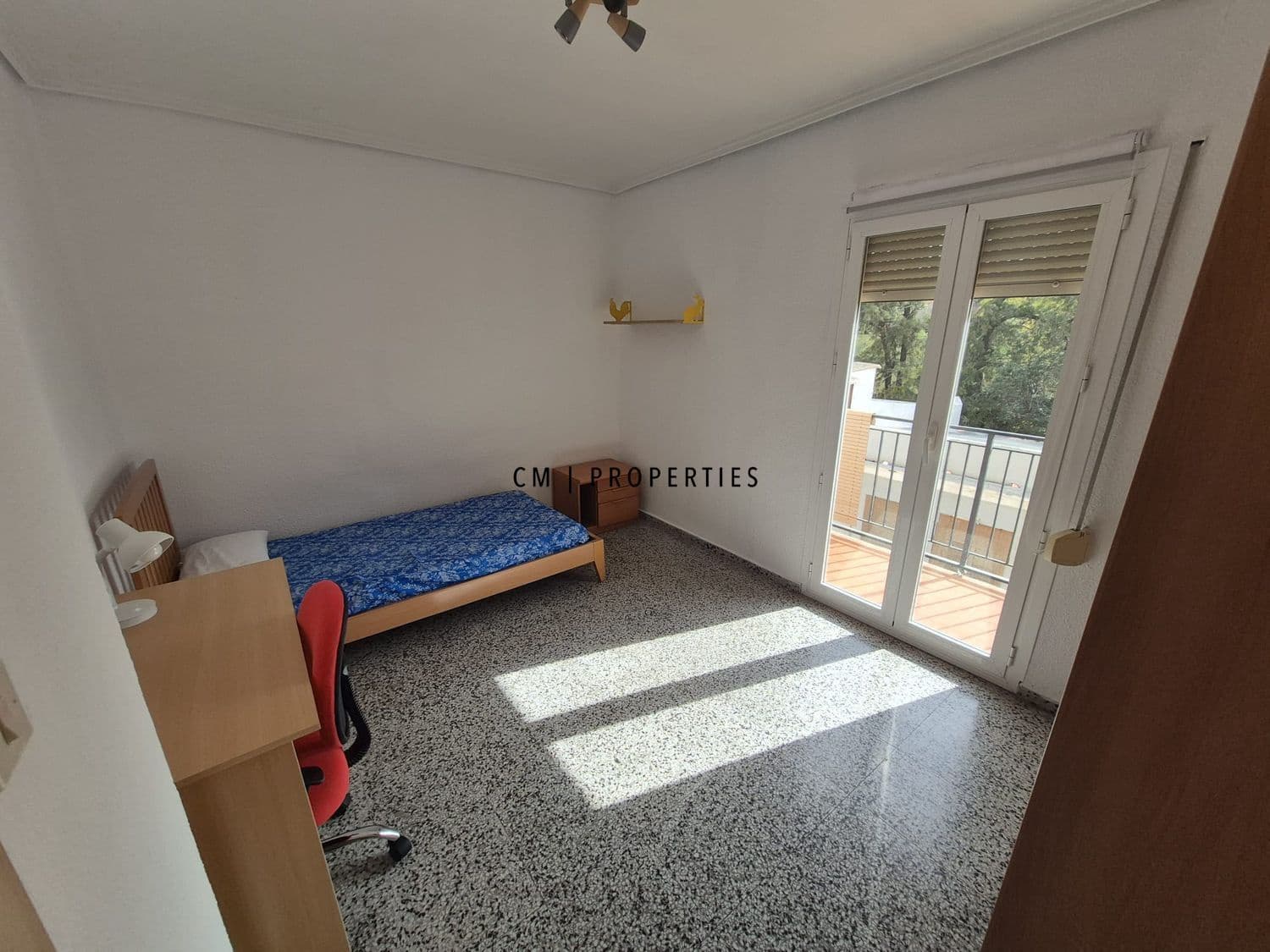 3 quarto Apartamento para arrendar em Burjassot - 1 200 € (Ref: 9801465)