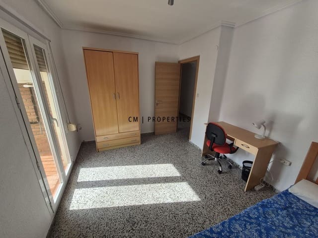 3 quarto Apartamento para arrendar em Burjassot - 1 200 € (Ref: 9801465)