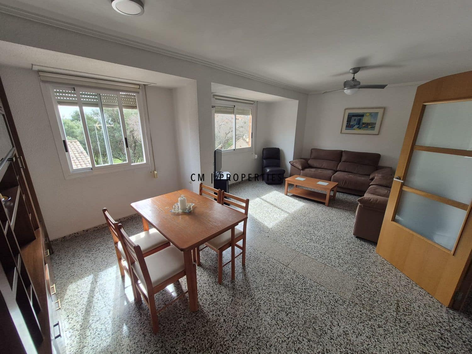 3 quarto Apartamento para arrendar em Burjassot - 1 200 € (Ref: 9801465)