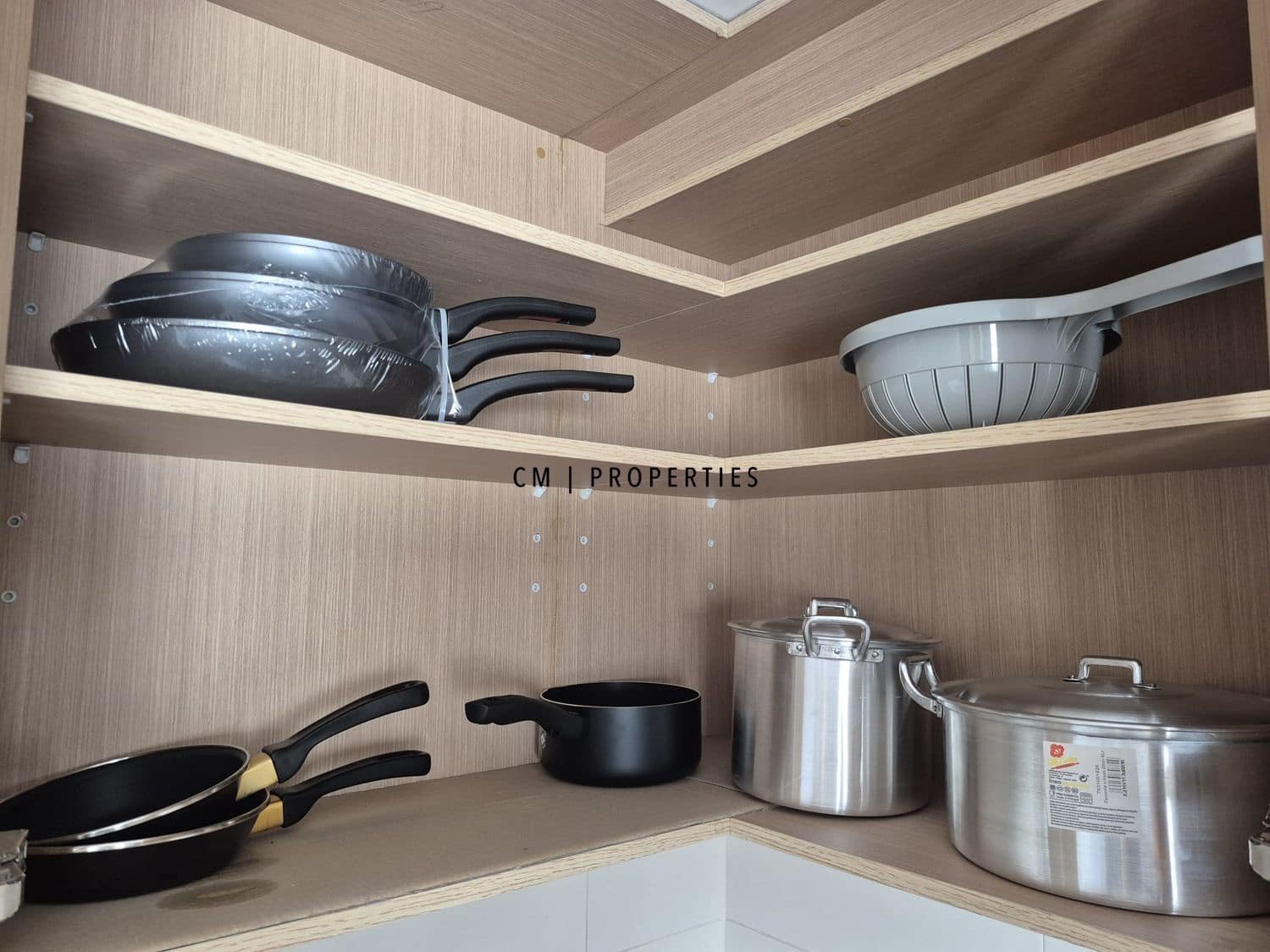 3 quarto Apartamento para arrendar em Burjassot - 1 200 € (Ref: 9801465)