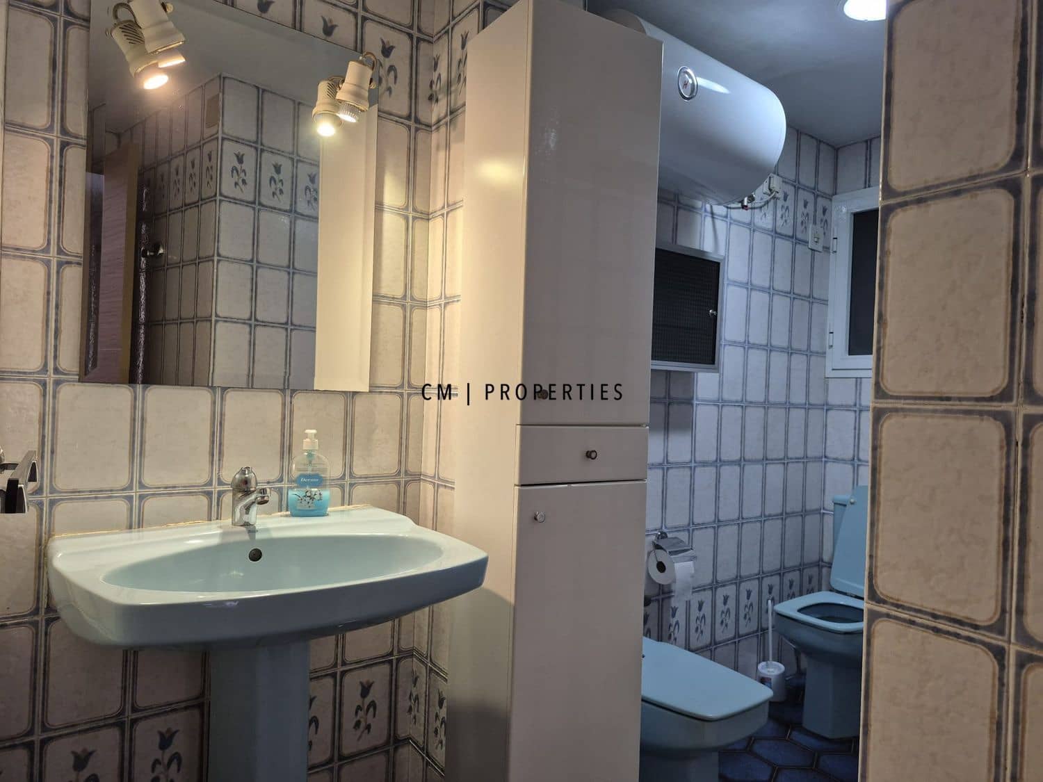 3 quarto Apartamento para arrendar em Burjassot - 1 200 € (Ref: 9801465)