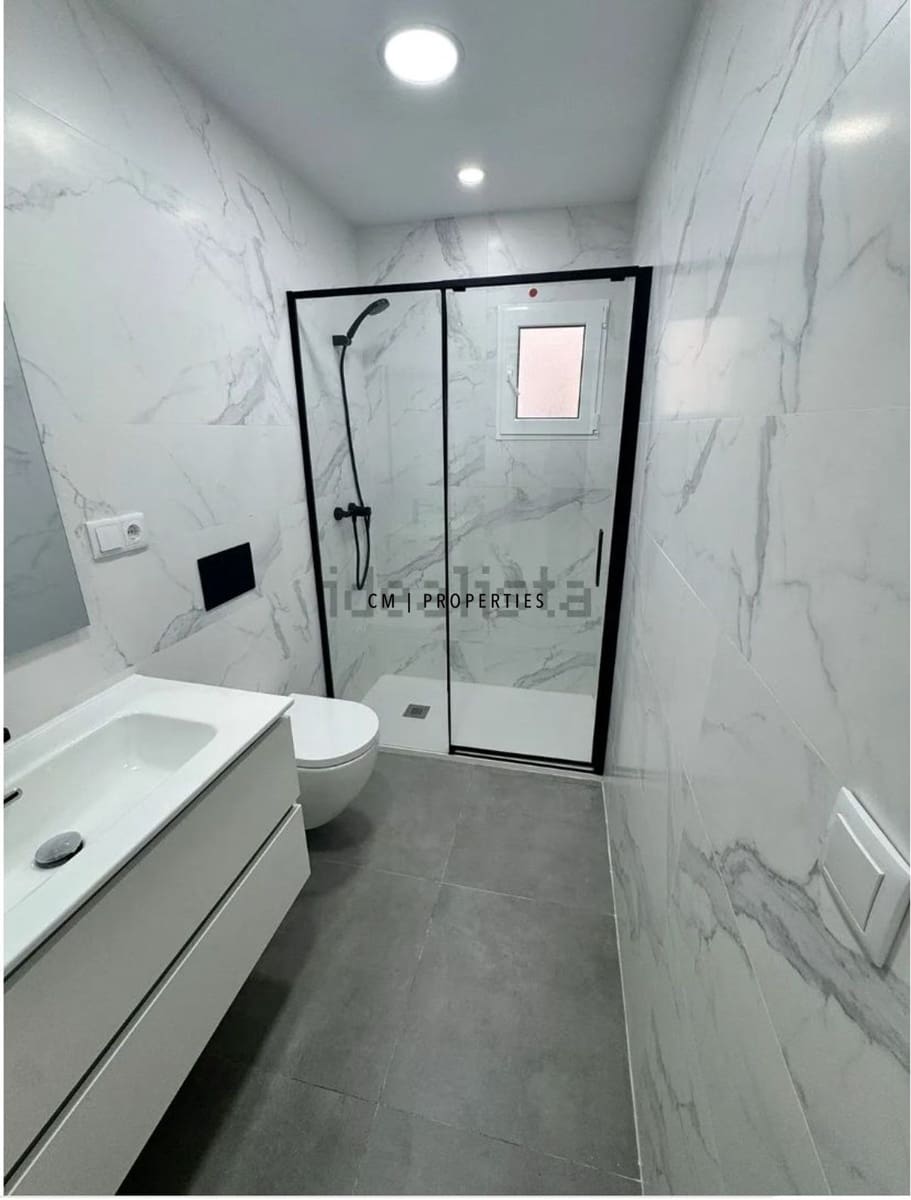 2 soveværelse Lejlighed til leje i Valencia by - € 1.350 (Ref: 9802811)