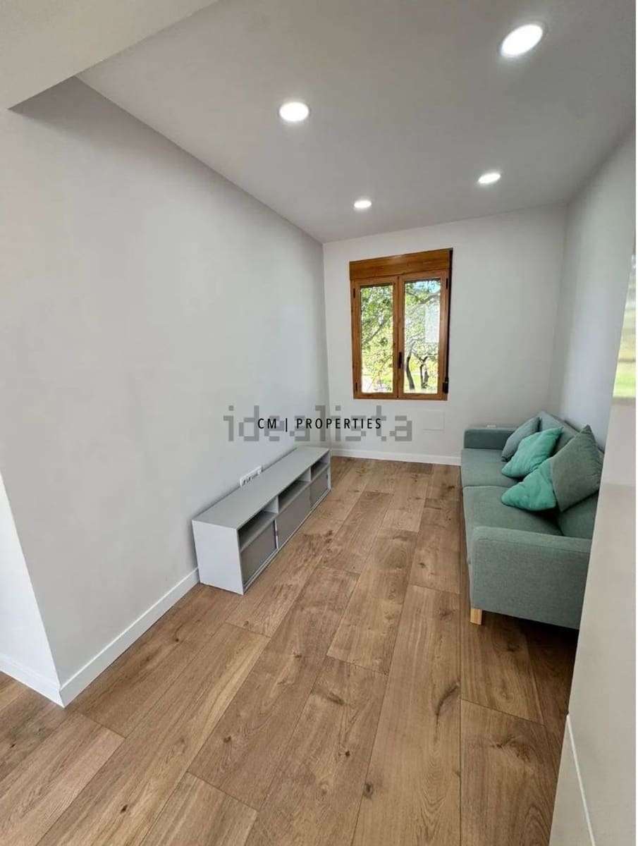 2 soveværelse Lejlighed til leje i Valencia by - € 1.350 (Ref: 9802811)