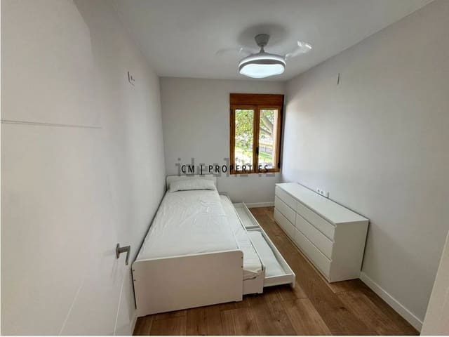 2 soveværelse Lejlighed til leje i Valencia by - € 1.350 (Ref: 9802811)