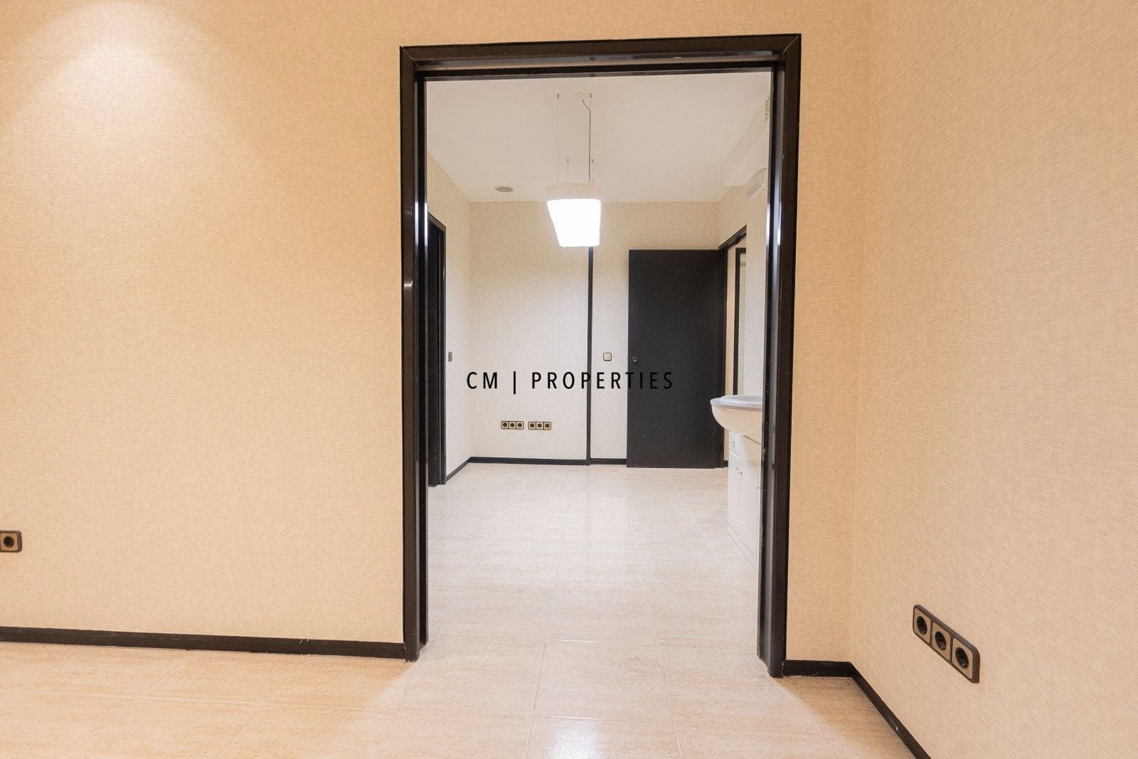 Escritório para arrendar em Valencia cidade - 3 000 € (Ref: 9802950)