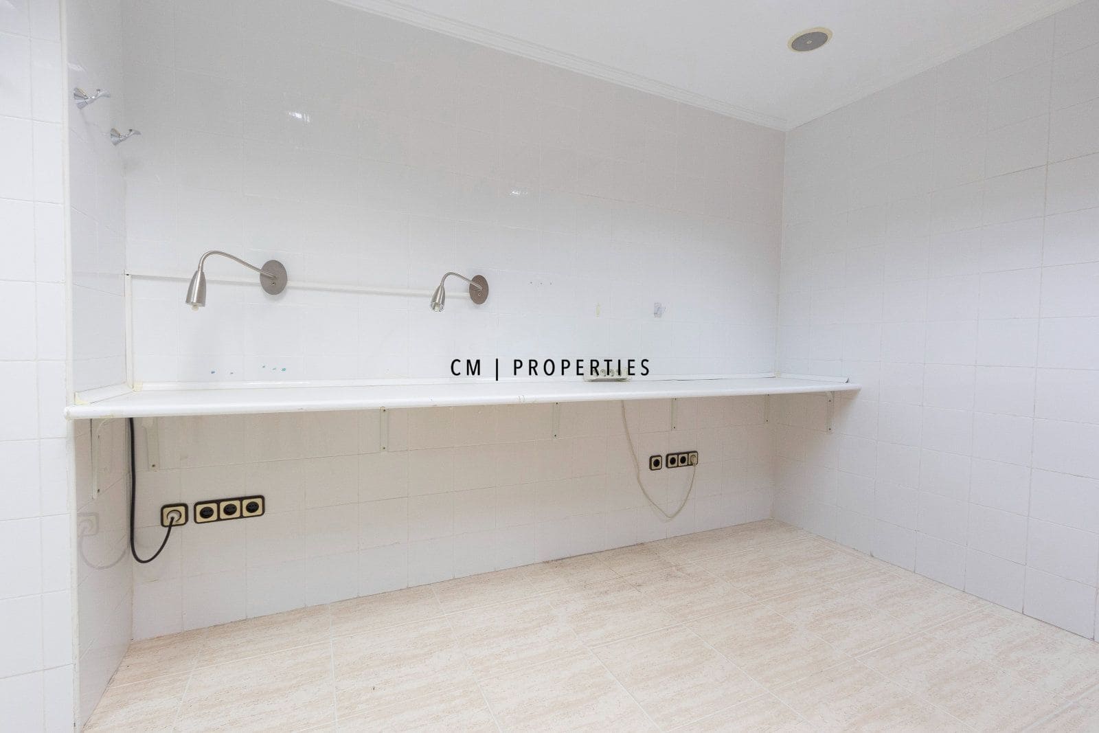 Escritório para arrendar em Valencia cidade - 3 000 € (Ref: 9802950)