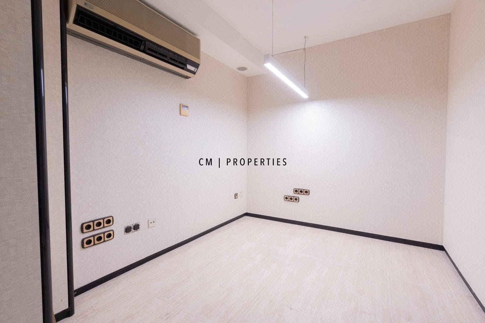 Escritório para arrendar em Valencia cidade - 3 000 € (Ref: 9802950)