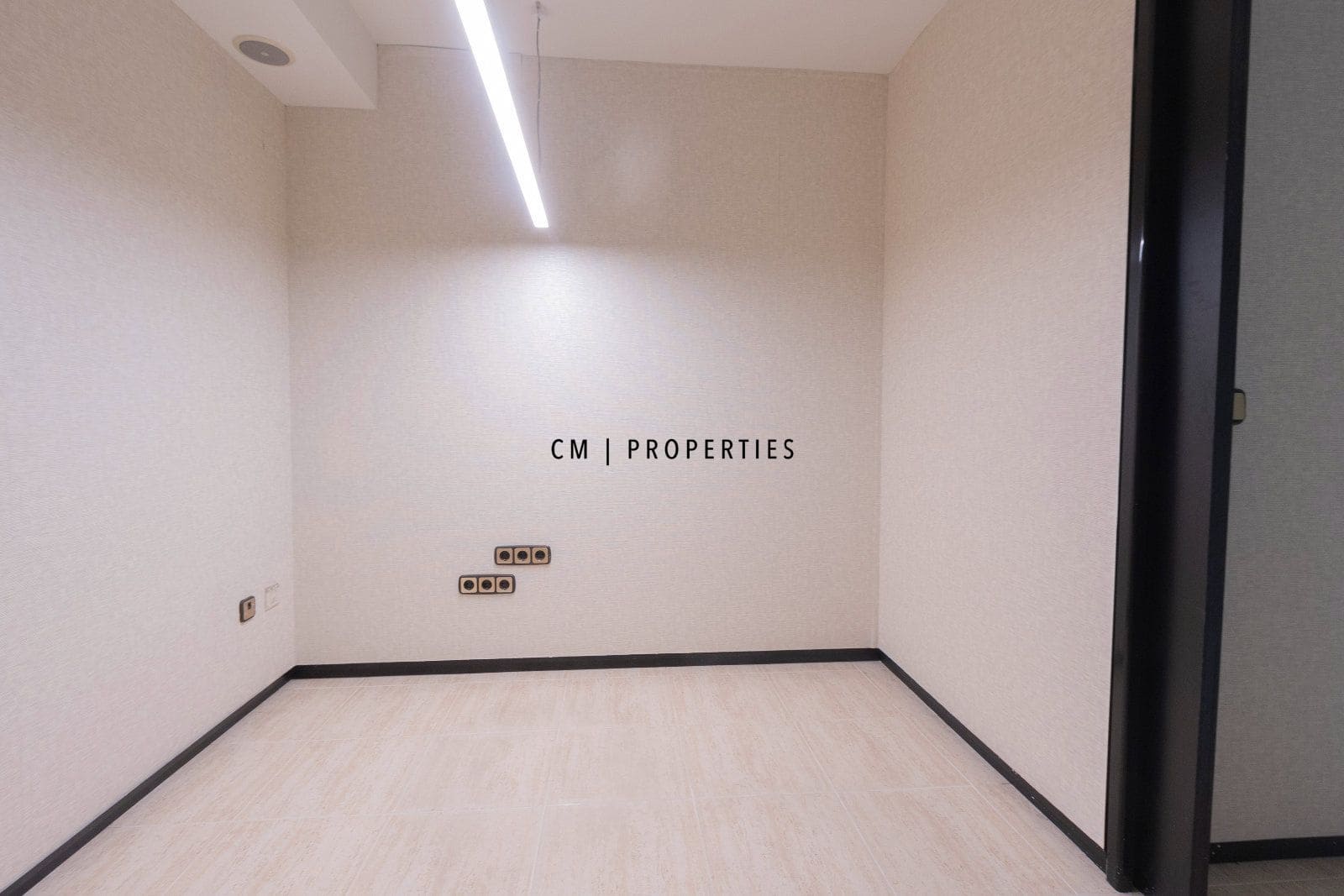 Escritório para arrendar em Valencia cidade - 3 000 € (Ref: 9802950)