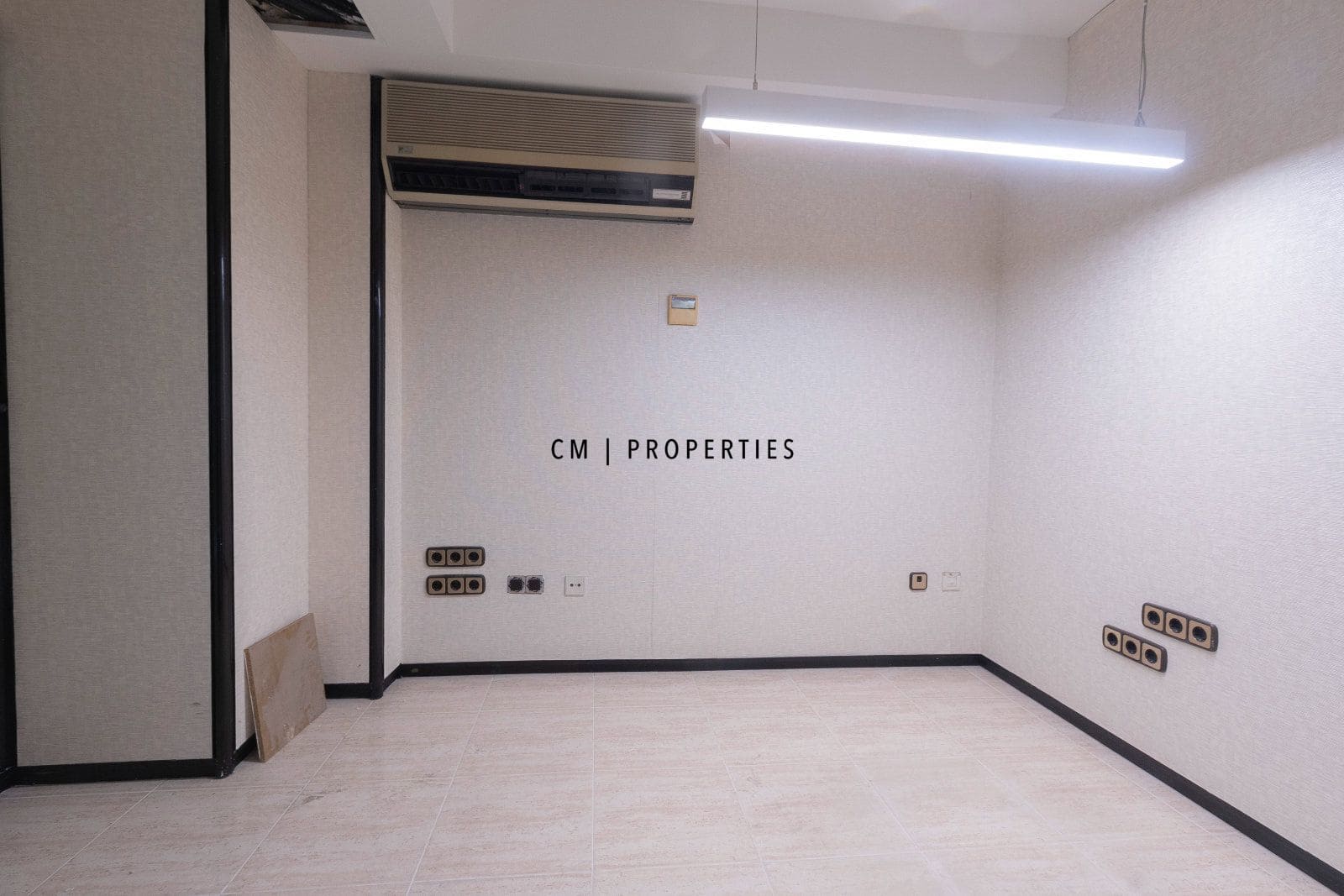 Escritório para arrendar em Valencia cidade - 3 000 € (Ref: 9802950)