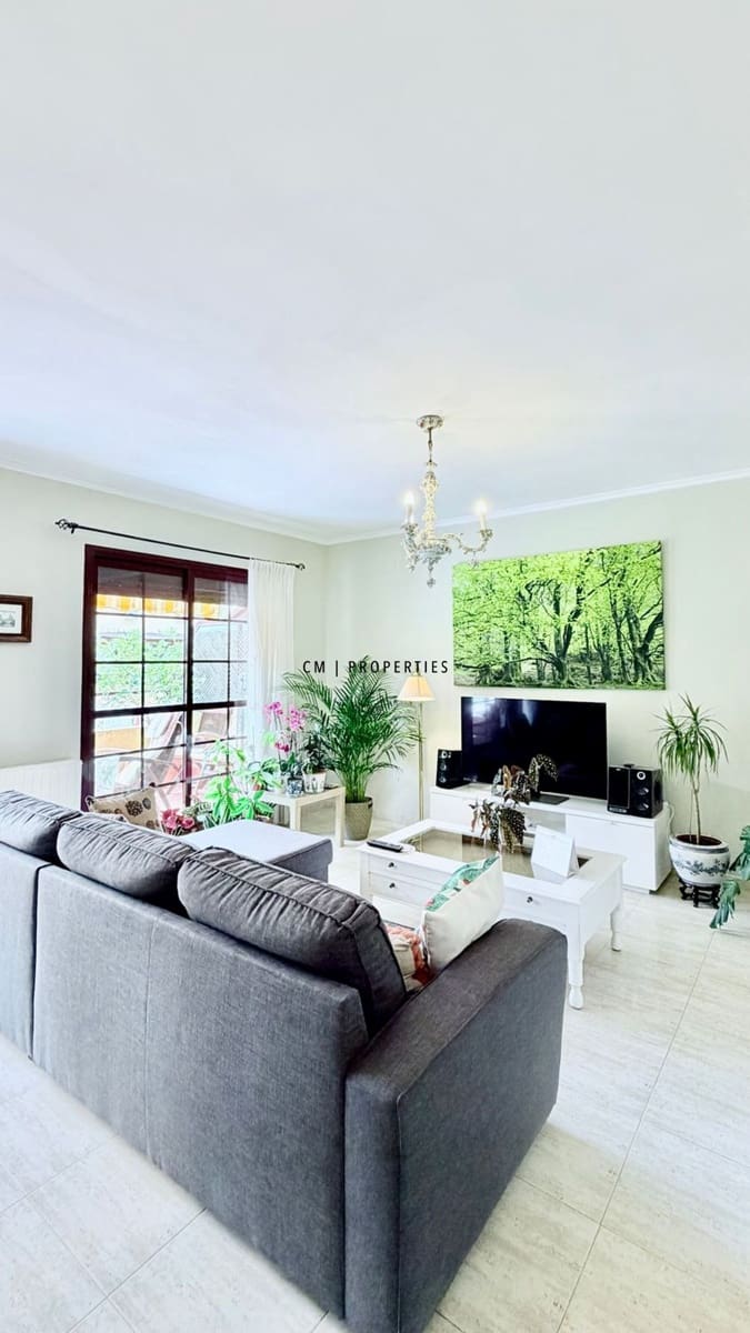 3 bedroom Townhouse for sale in Riba-roja de Turia with pool garage - € 350,000 (Ref: 9803752)