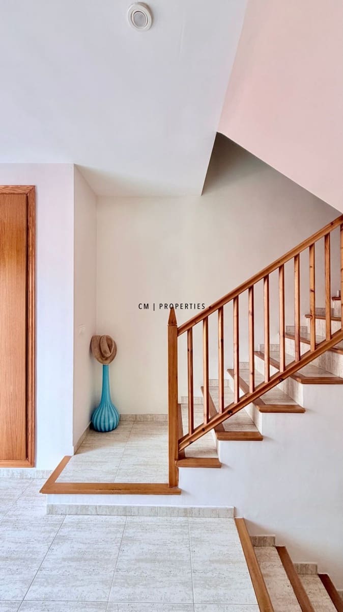 3 bedroom Townhouse for sale in Riba-roja de Turia with pool garage - € 350,000 (Ref: 9803752)