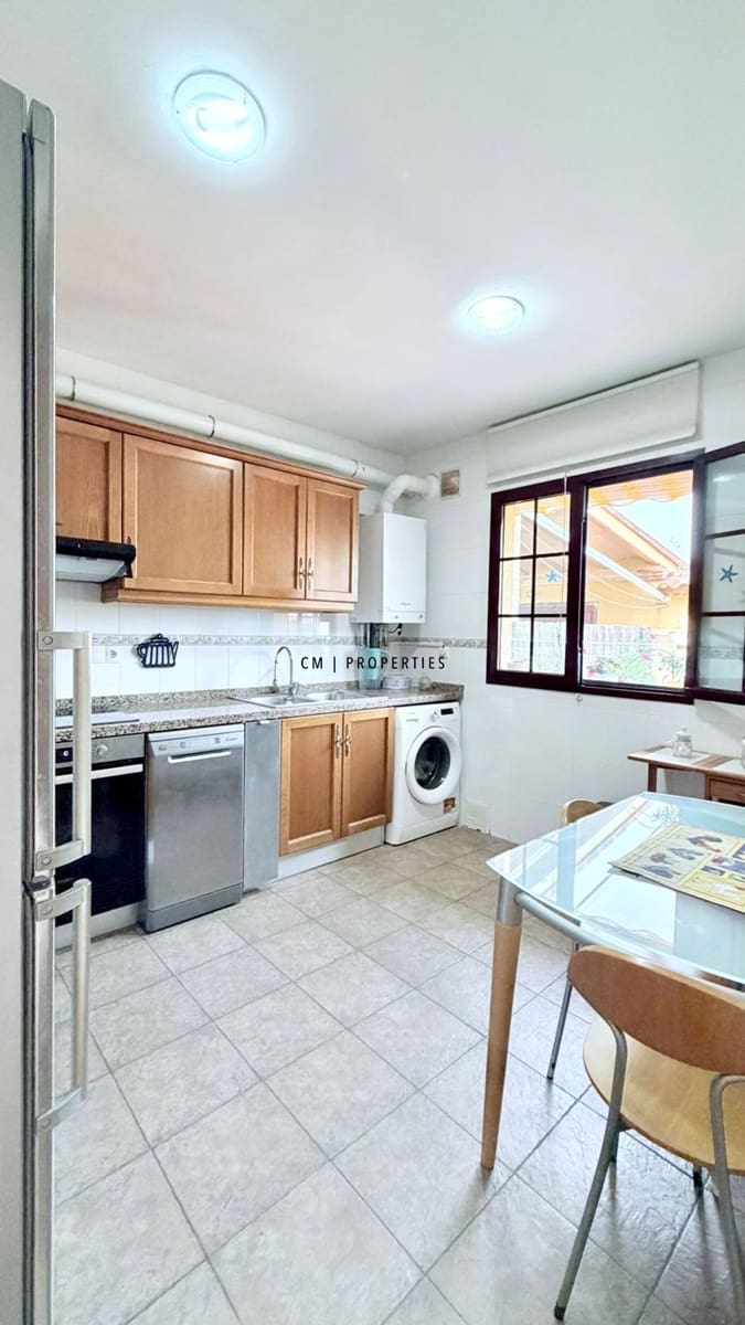 3 bedroom Townhouse for sale in Riba-roja de Turia with pool garage - € 350,000 (Ref: 9803752)