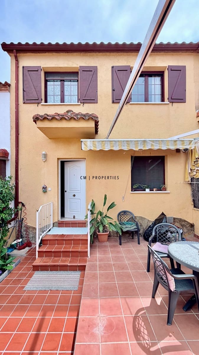 3 bedroom Townhouse for sale in Riba-roja de Turia with pool garage - € 350,000 (Ref: 9803752)