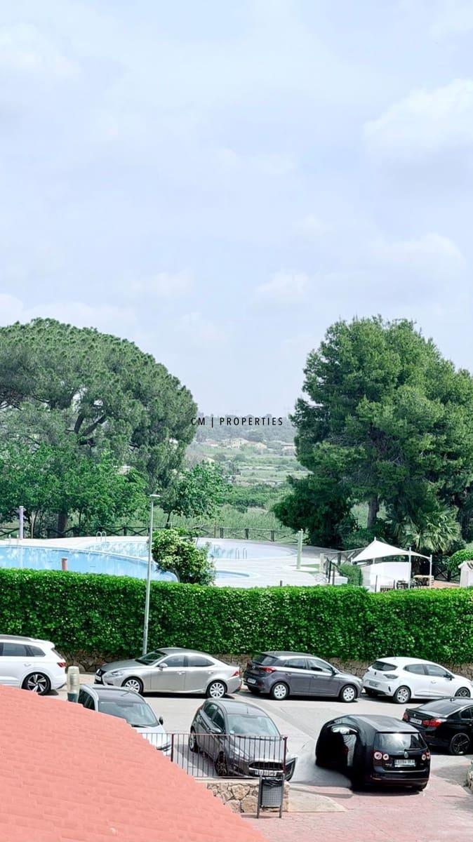 3 bedroom Townhouse for sale in Riba-roja de Turia with pool garage - € 350,000 (Ref: 9803752)