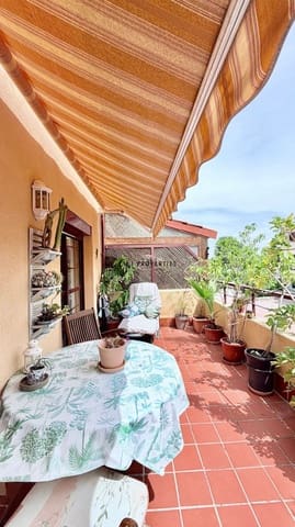 3 bedroom Townhouse for sale in Riba-roja de Túria with pool garage - € 350,000 (Ref: 9803752)