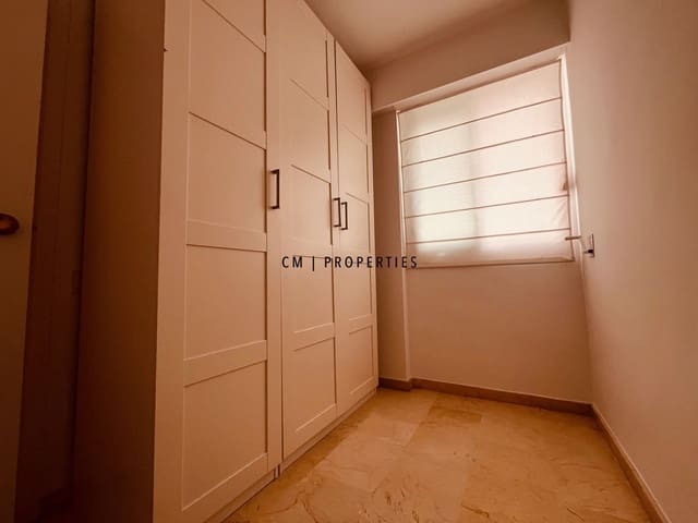 Appartement de 2 chambres à louer à L'Eixample, Valence ville avec garage - 2 000 € (Ref: 9807098)