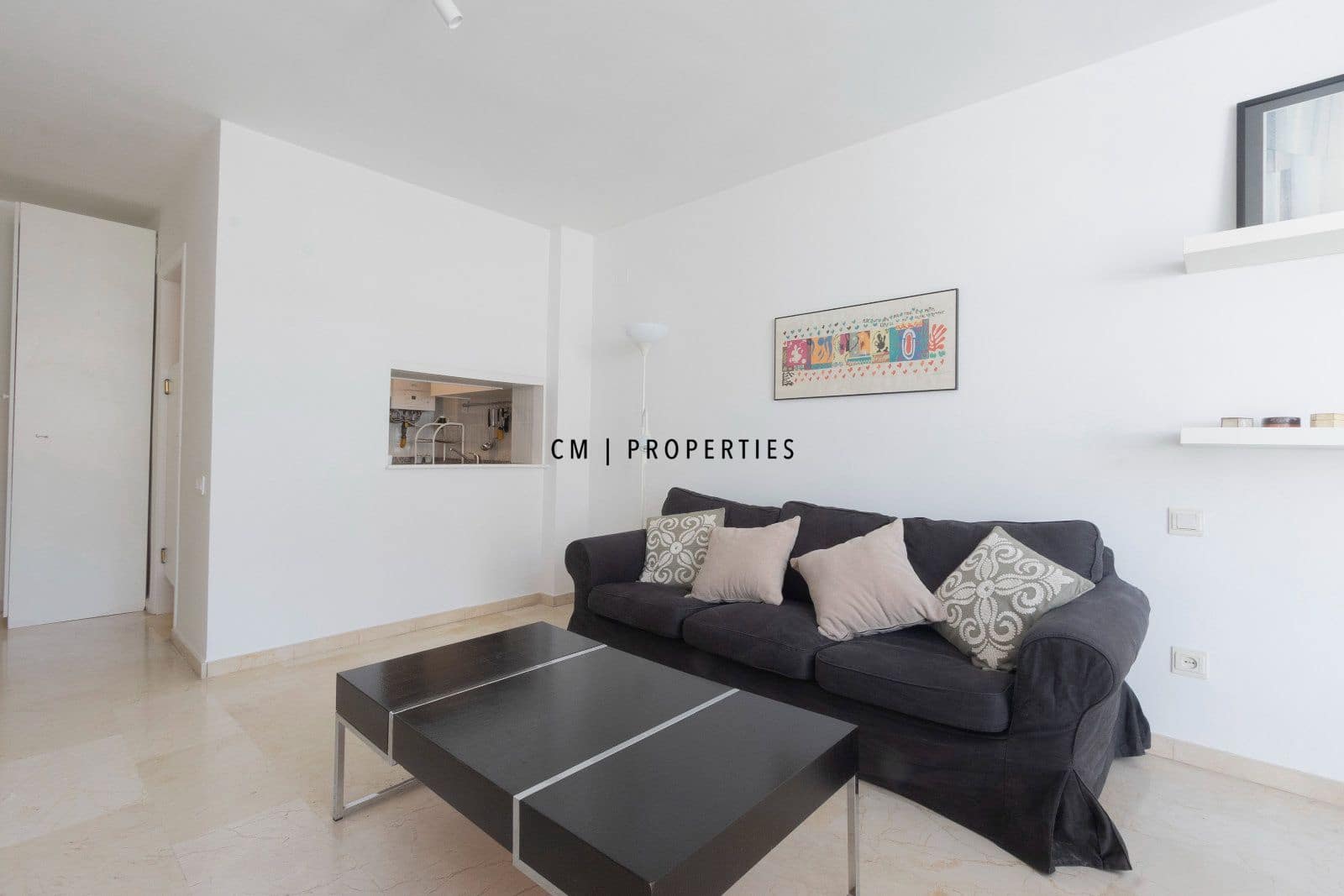 2 bedroom Flat for rent in Valencia city with garage - € 2,000 (Ref: 9807098)