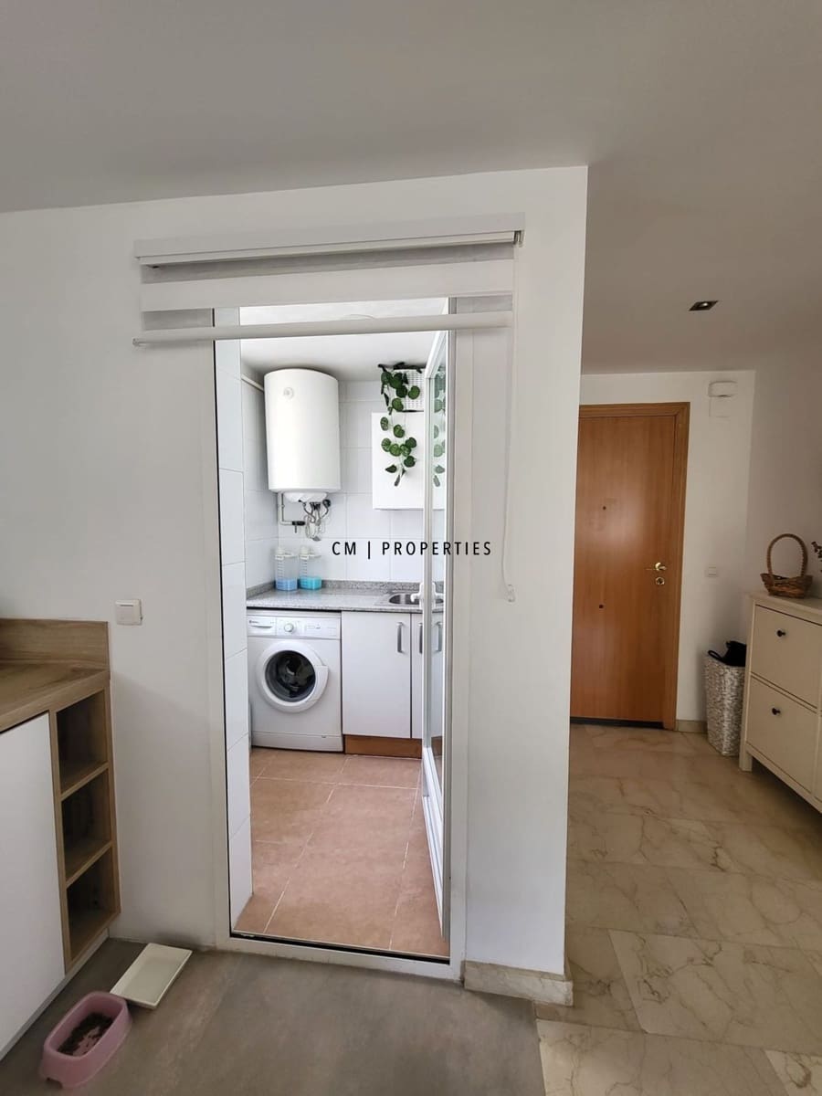 Penthouse de 3 chambres à louer à Paterna avec garage - 1 200 € (Ref: 9807099)
