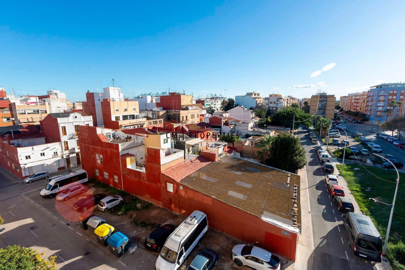 3 bedroom Flat for rent in Valencia city with pool garage - € 1,800 (Ref: 9807100)