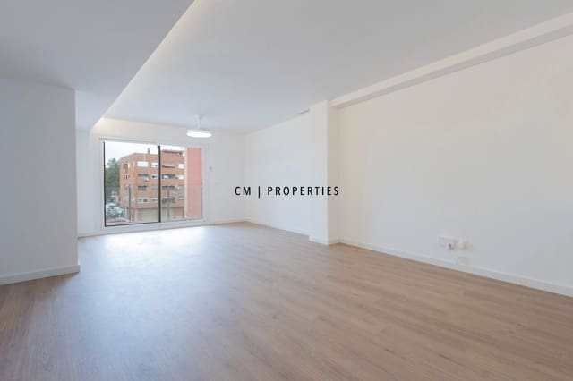 3 camera da letto Appartamento da affittare in Quatre Carreres, Valencia città con piscina garage - 1.800 € (Rif: 9807100)