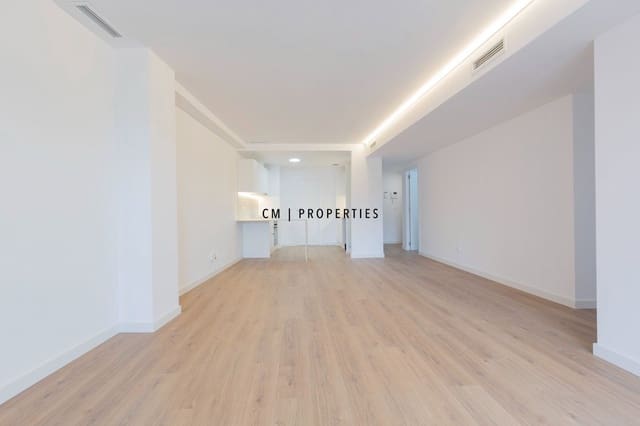 3 camera da letto Appartamento da affittare in Quatre Carreres, Valencia città con piscina garage - 1.800 € (Rif: 9807100)