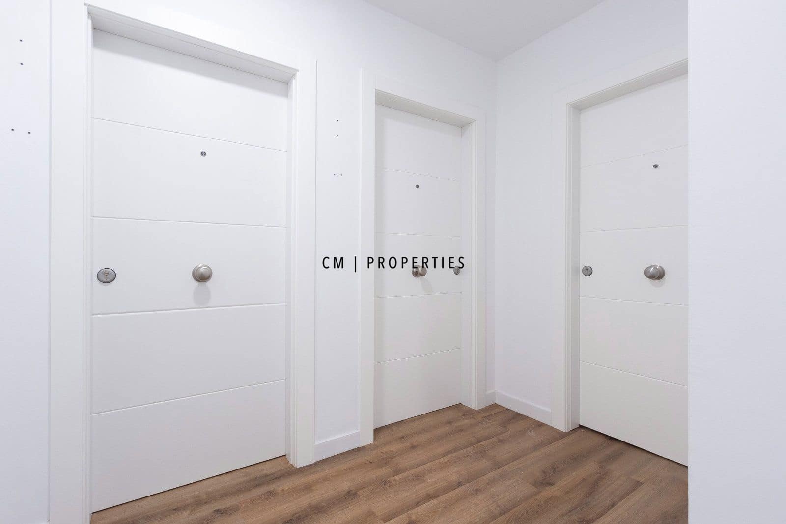 2 bedroom Flat for sale in Denia - € 185,000 (Ref: 9807101)