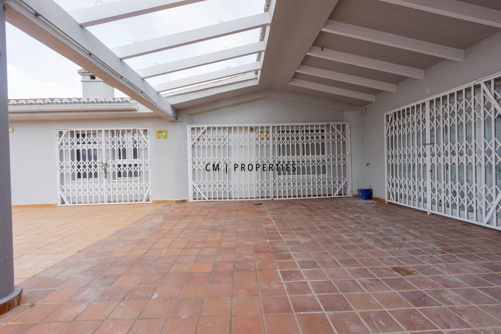 2 bedroom Flat for sale in Denia - € 185,000 (Ref: 9807101)