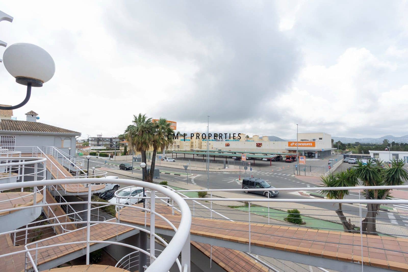 2 bedroom Flat for sale in Denia - € 185,000 (Ref: 9807101)