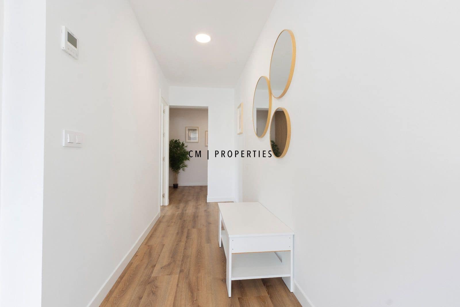 2 bedroom Flat for sale in Denia - € 185,000 (Ref: 9807101)