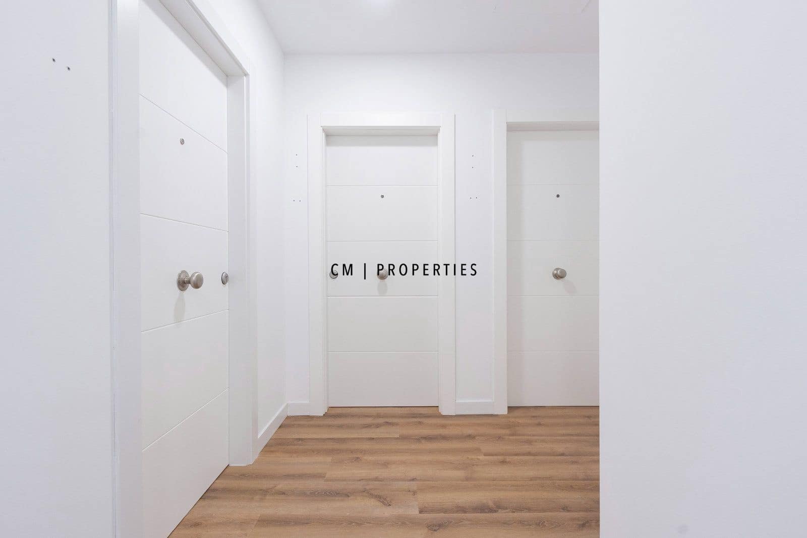 2 bedroom Flat for sale in Denia - € 185,000 (Ref: 9807101)