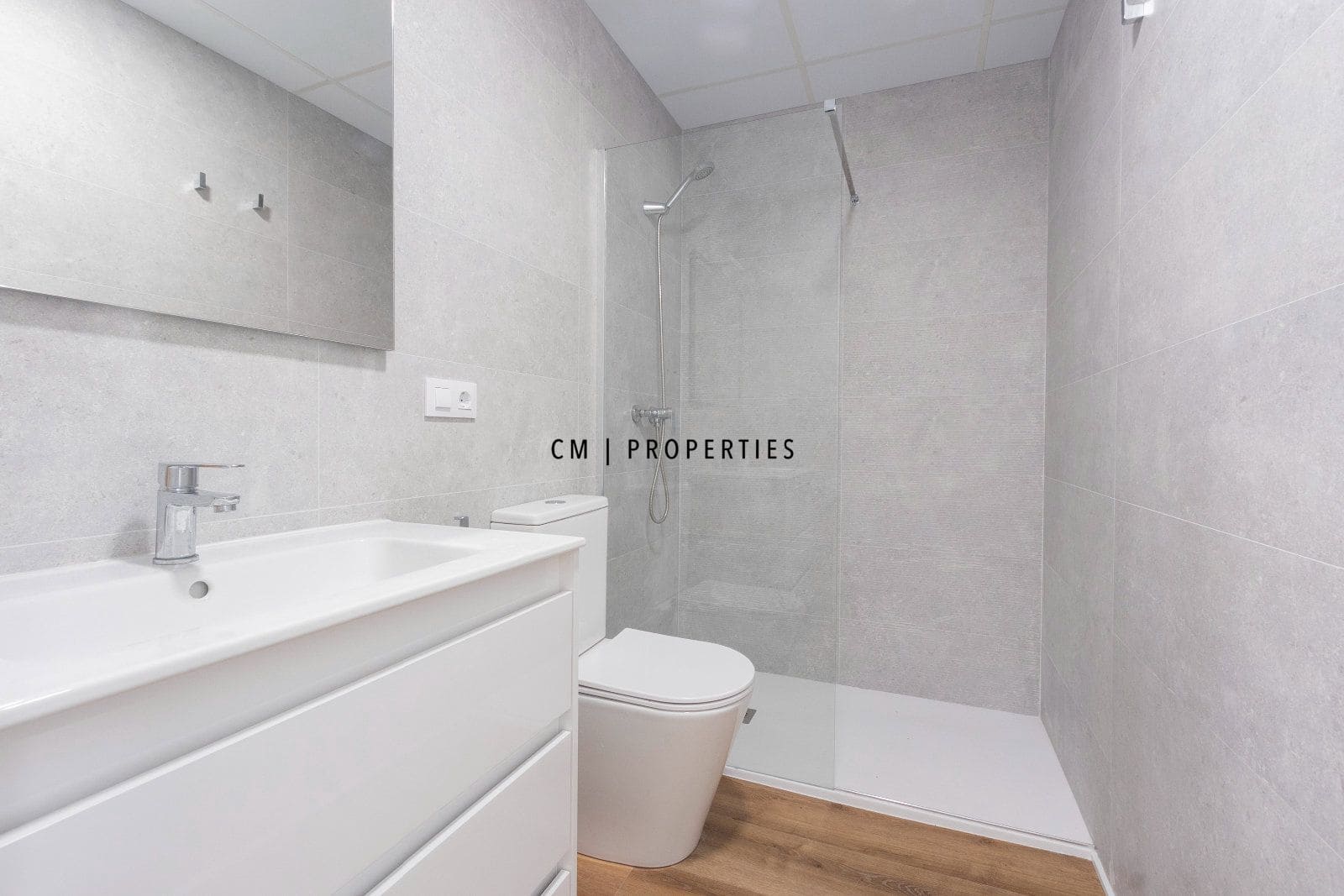 2 bedroom Flat for sale in Denia - € 185,000 (Ref: 9807101)