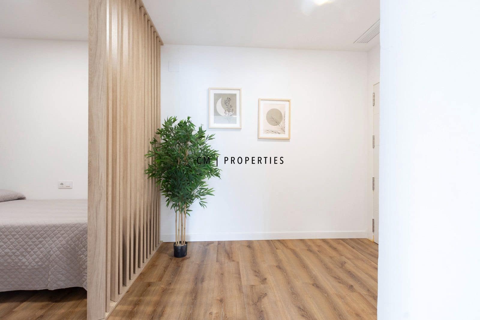 2 bedroom Flat for sale in Denia - € 185,000 (Ref: 9807101)