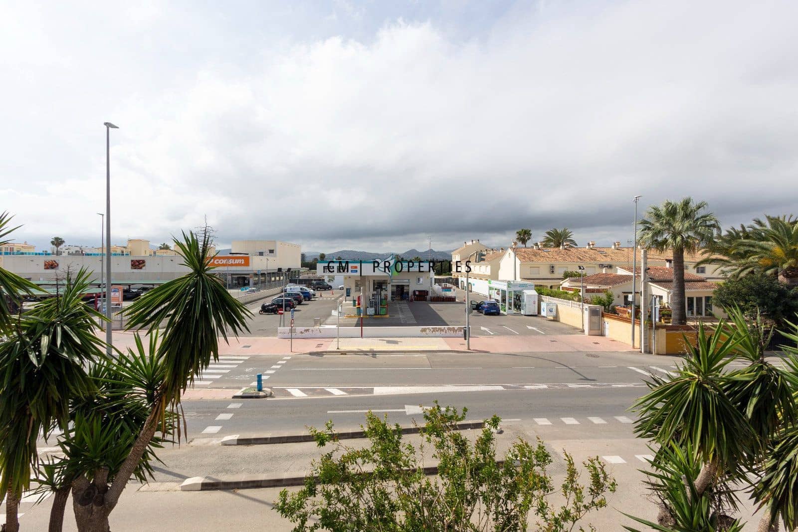 2 bedroom Flat for sale in Denia - € 185,000 (Ref: 9807101)