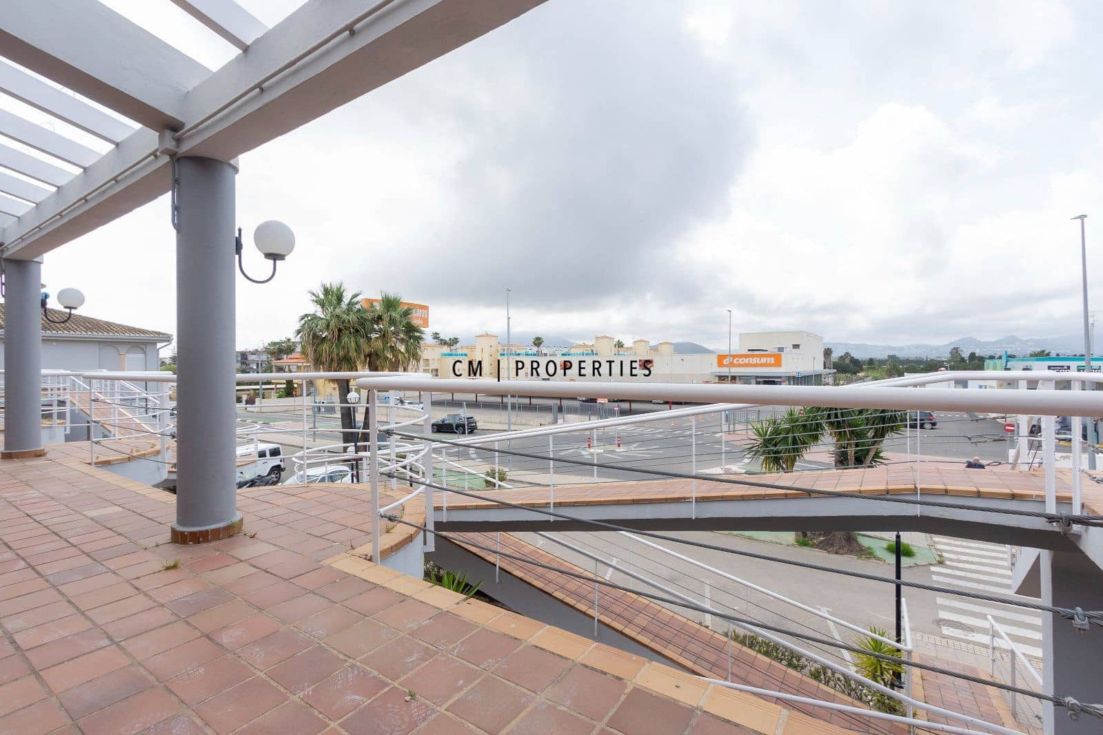 2 bedroom Flat for sale in Denia - € 185,000 (Ref: 9807101)