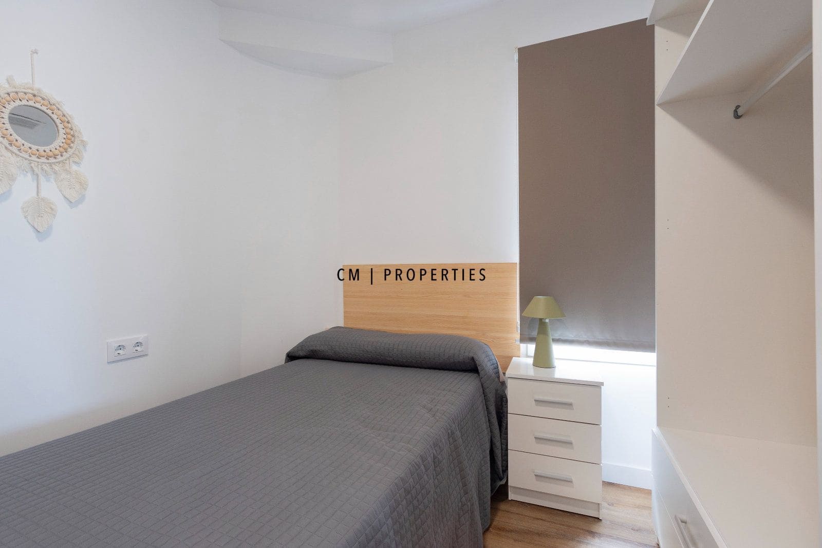 2 bedroom Flat for sale in Denia - € 185,000 (Ref: 9807426)
