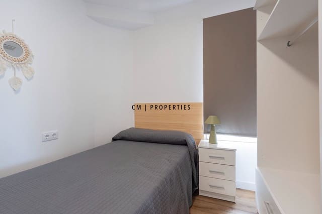 2 bedroom Flat for sale in Dénia - € 185,000 (Ref: 9807426)
