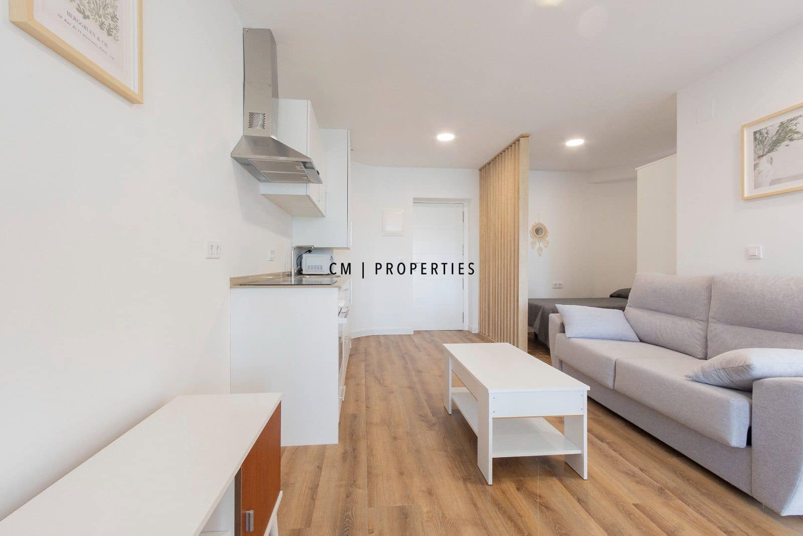 2 bedroom Flat for sale in Denia - € 185,000 (Ref: 9807426)