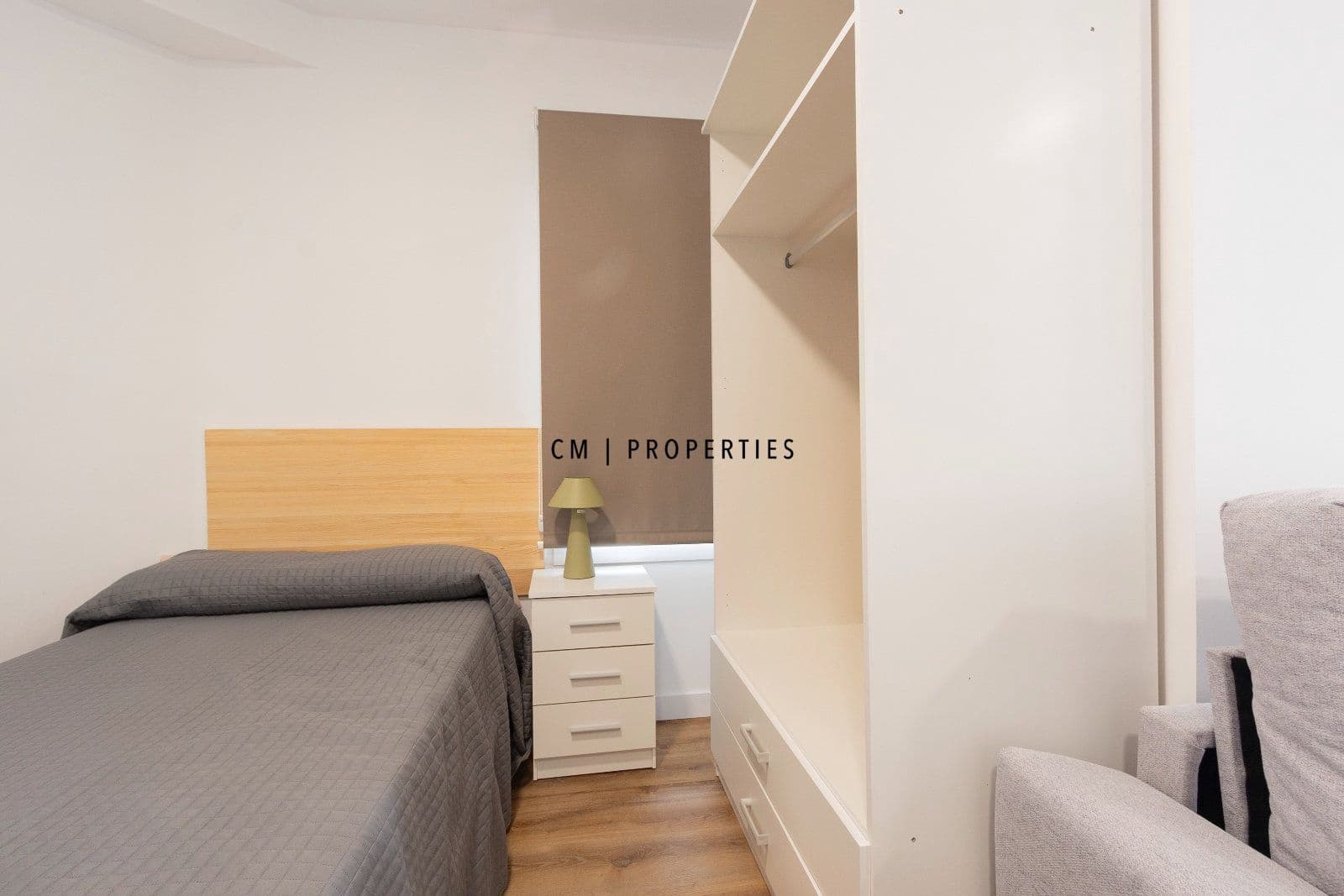 2 bedroom Flat for sale in Denia - € 185,000 (Ref: 9807426)