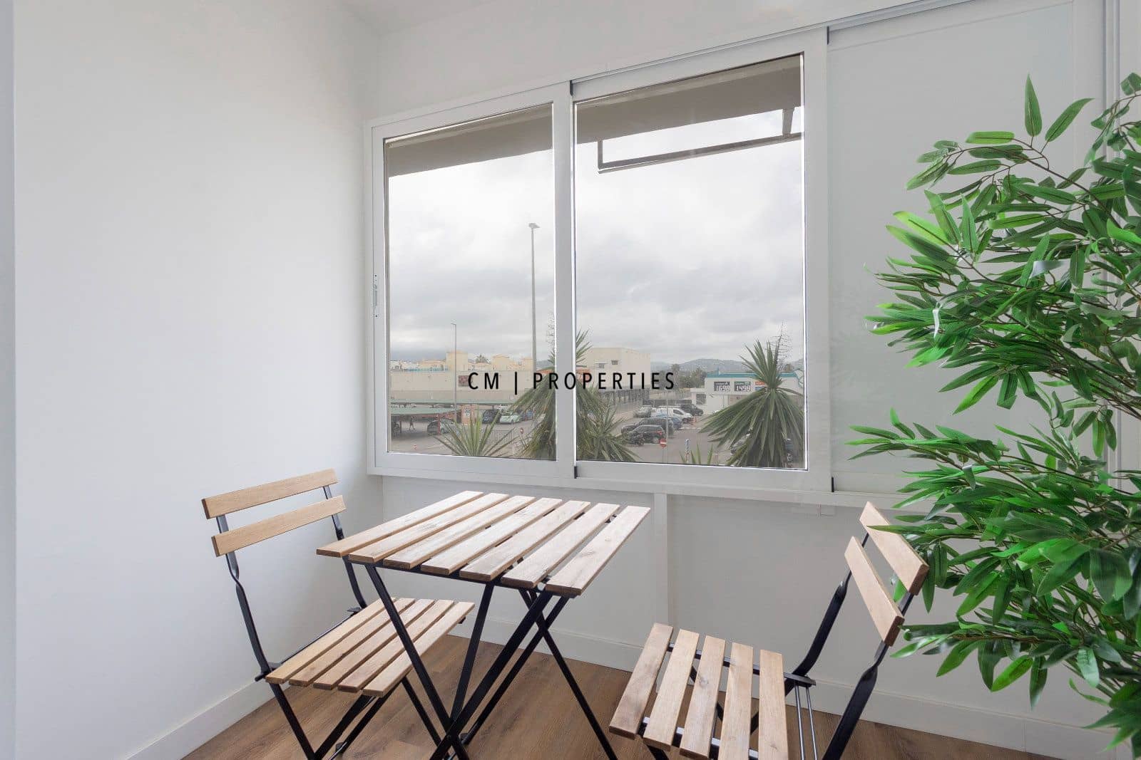 2 bedroom Flat for sale in Denia - € 185,000 (Ref: 9807426)