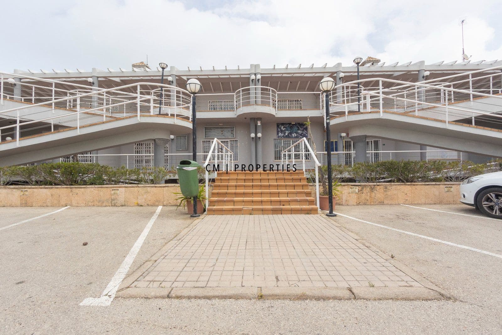 2 bedroom Flat for sale in Denia - € 185,000 (Ref: 9807426)