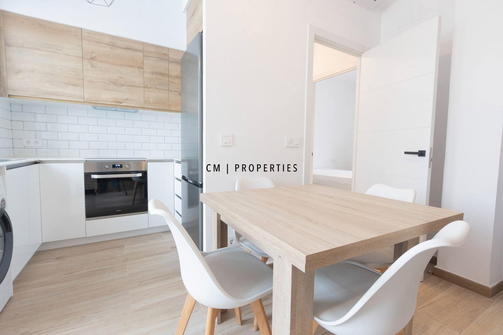 3 slaapkamer Flat te huur in Valencia stad - € 1.600 (Ref: 9808567)